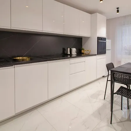 Golden Prestige Apartamento *