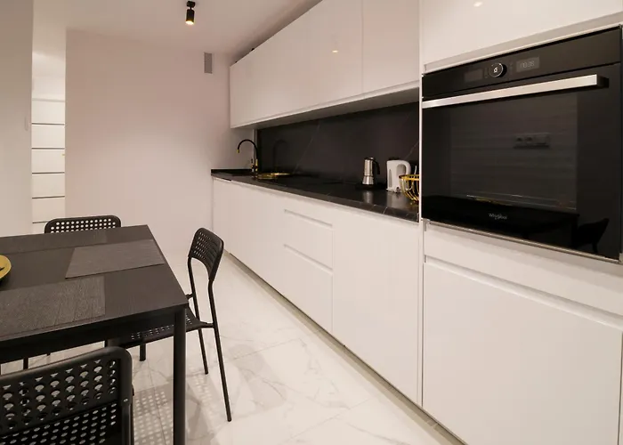 Golden Prestige Apartamento Głogów